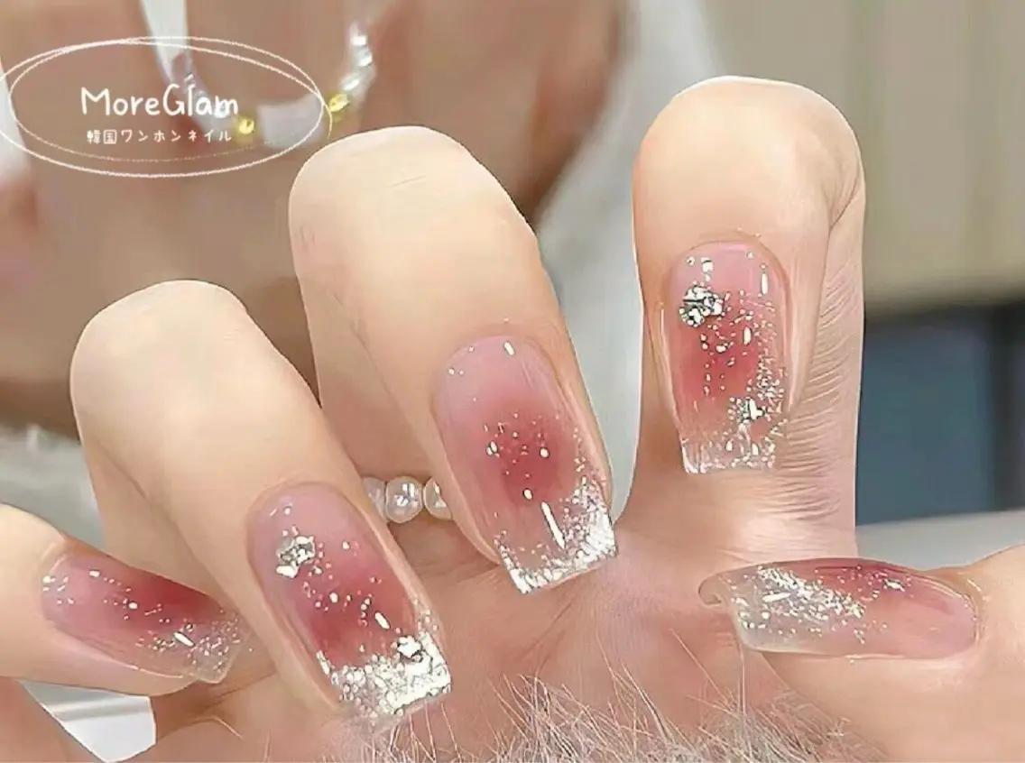 ネイル more glamのネイルデザイン
