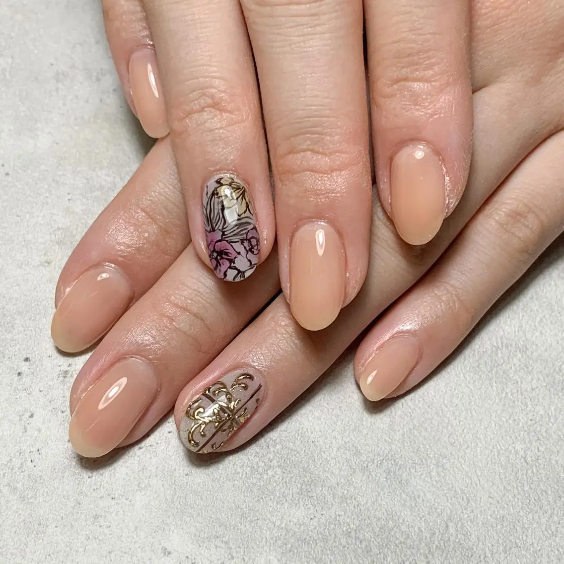ネイル ハンドネイル FIORITURA aiのネイルデザイン