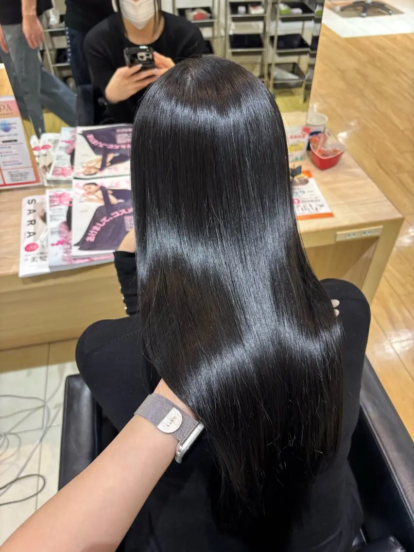 ロング 髪質改善 トリートメント 松岡 ひなののヘアスタイル