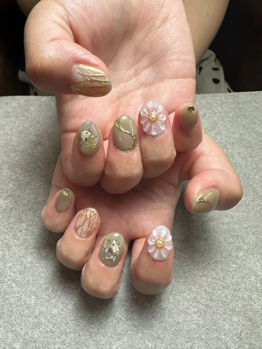 ネイル nailroom Anmie.のネイルデザイン