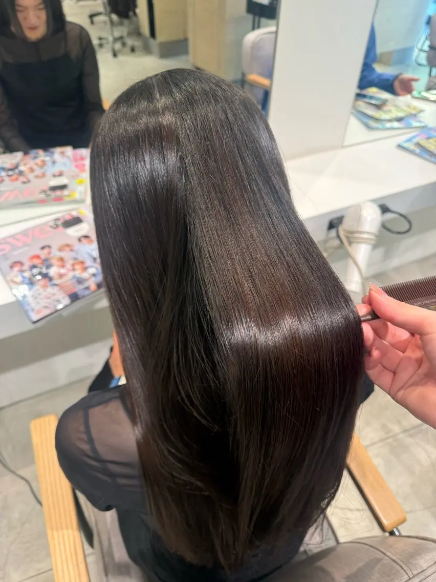 ロング 伊東 希彩のヘアスタイル