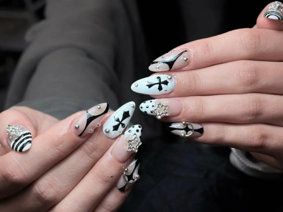 ネイル Iconic Nailのネイルデザイン