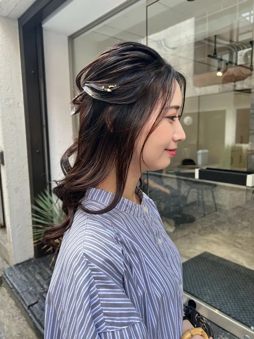 ロング カラー ヘアアレンジ ハーフアップ 「sumi」 AMIのヘアスタイル