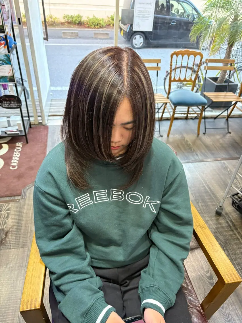 ミディアム ハイライト レイヤーカット ヘアカラー トリートメント LOCO/ Koukiのヘアスタイル