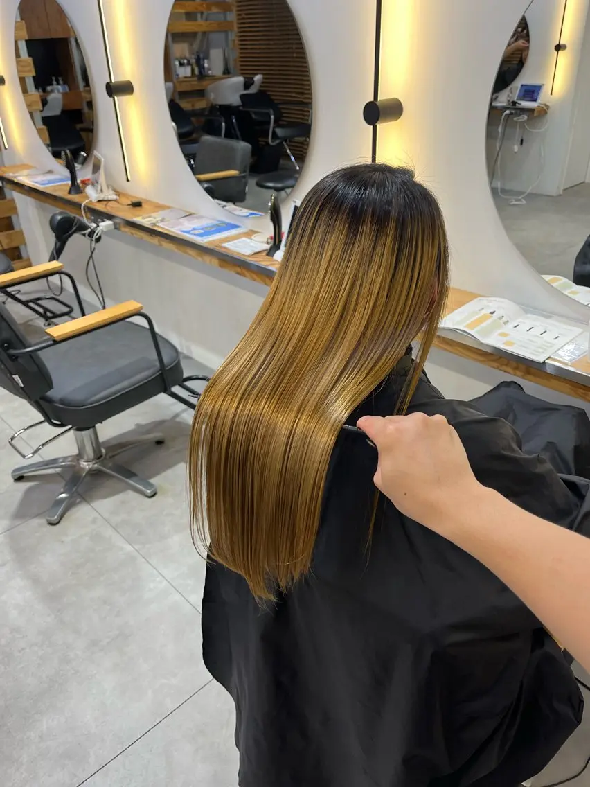 ロング 冨田 悠稀/ 髪質改善カラー🫧のヘアスタイル
