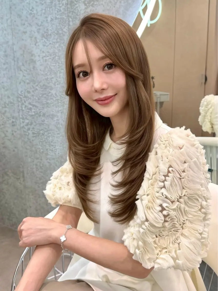 カラー ブリーチ カット ヘアカラー トリートメント 似合わせ/明るめカ ラー💖harukaのヘアスタイル