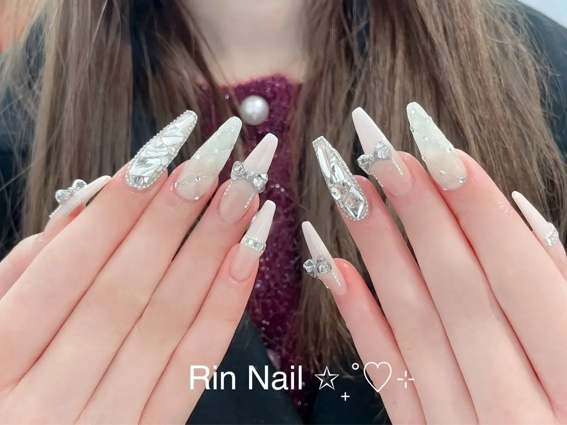 ネイル アートネイル ジェルネイル ロングネイル ニュアンスネイル スカルプネイル ハンドネイル Rin Nail 新大久保店のネイルデザイン