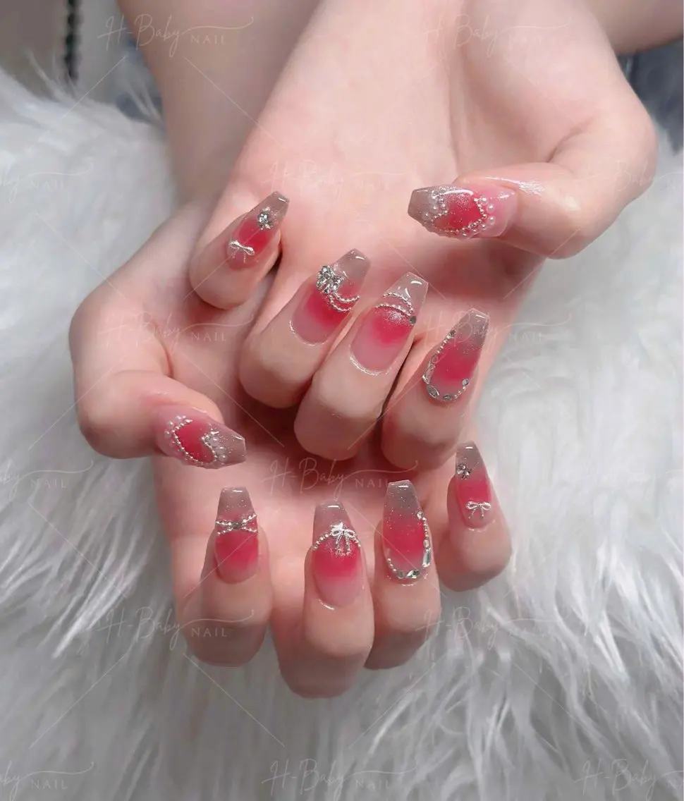 ネイル オーロラネイル フレンチネイル ジェルネイル ハロウィン 韓国ネイル ハンドネイル H.baby Nail Salonのネイルデザイン