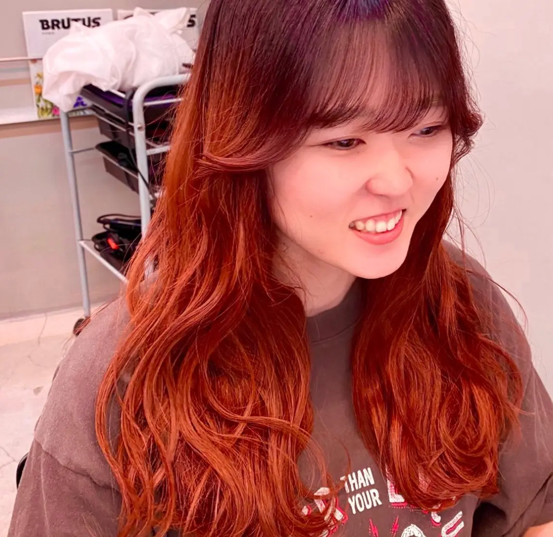 ロング カラー ブリーチ オレンジ ヘアカラー トリートメント 艶髪と透明感を ‼️/若林のヘアスタイル