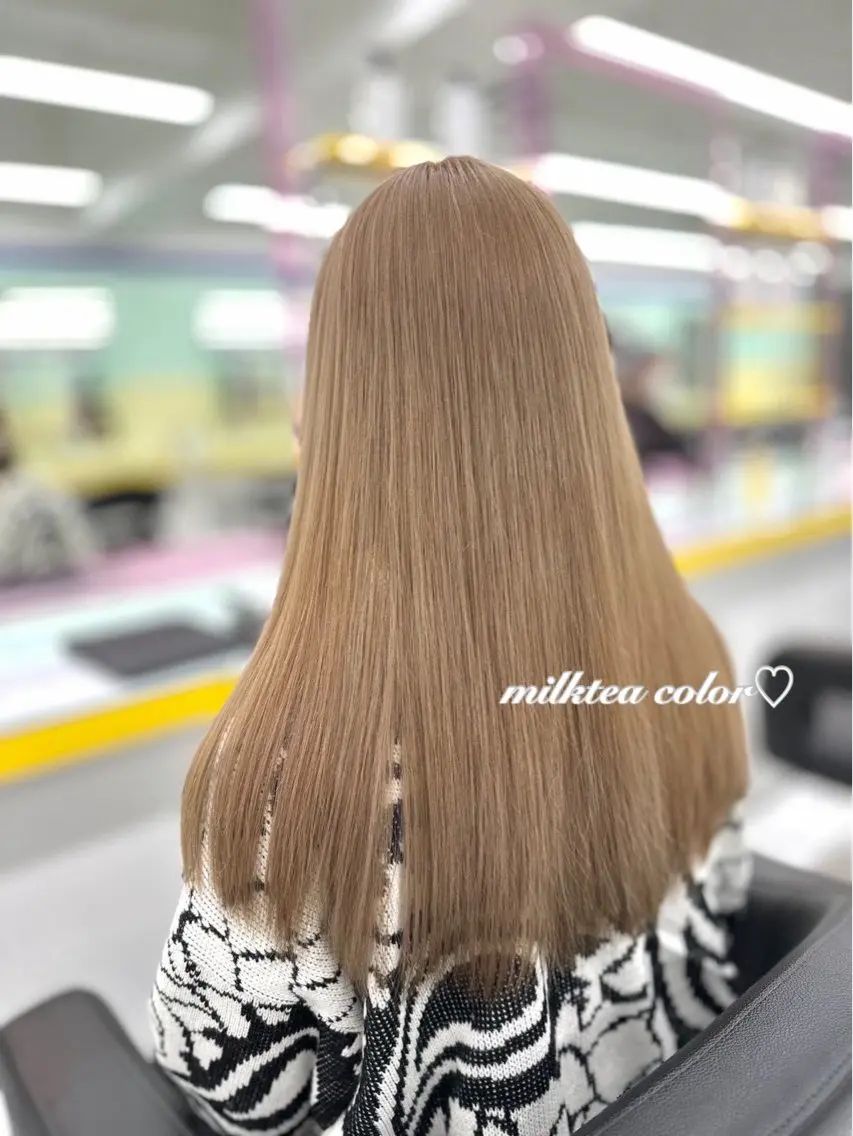セミロング カラー 韓国系ハイトーン🎀 Nanami🫧のヘアスタイル