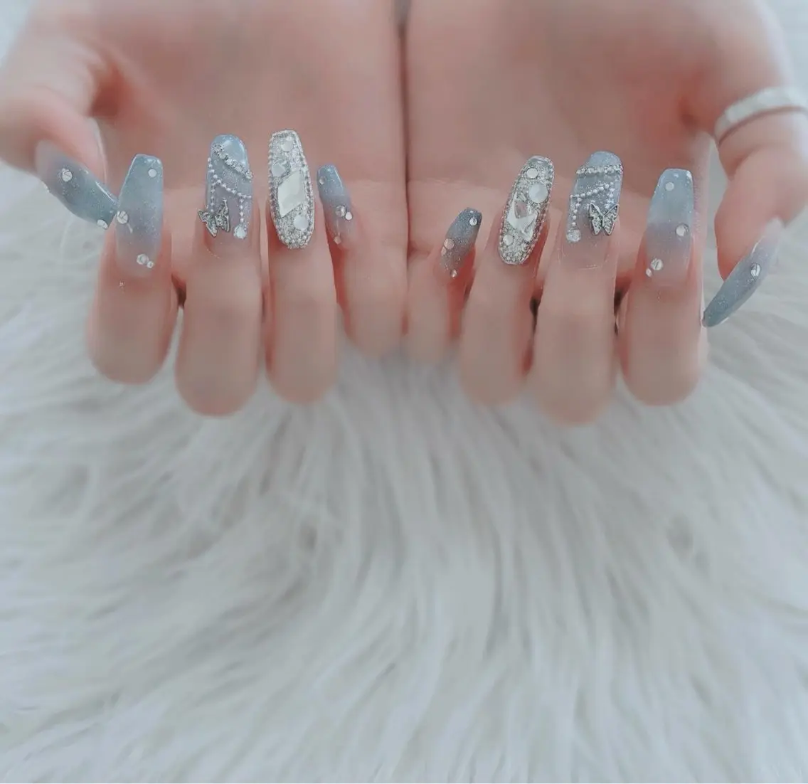 ネイル ESPOIR Ｎのネイルデザイン