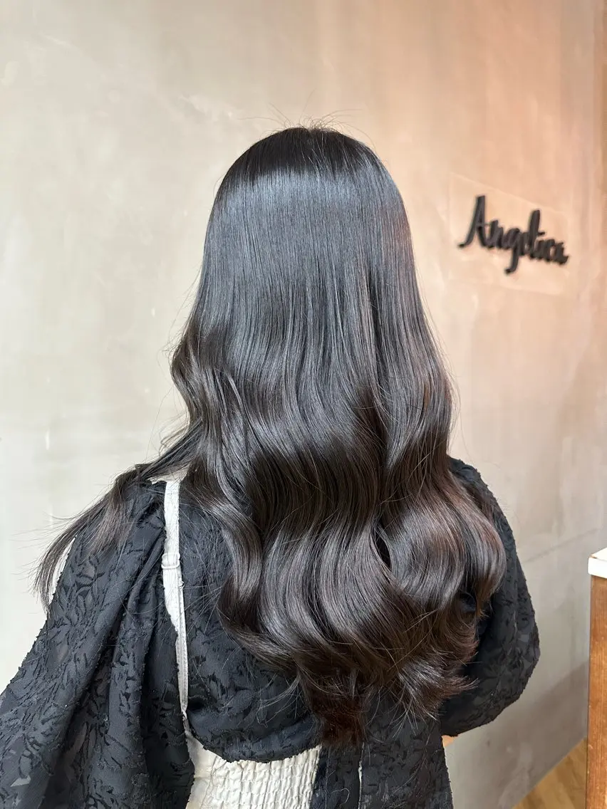 ロング ANGELICA 西平 碧のヘアスタイル