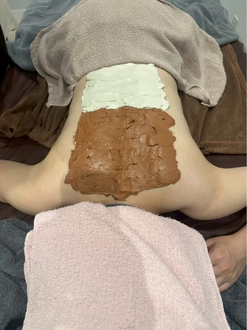 ◇背中クレイパック◇体の中に溜まった老廃物を流す◇の写真