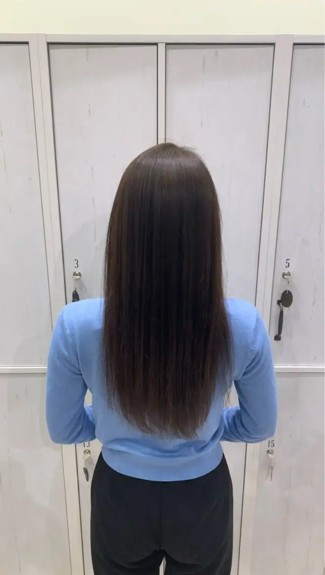 ロング カラー 透明感カラー 髪質改善 似合わせカット トリートメント 谷口 琉希のヘアスタイル