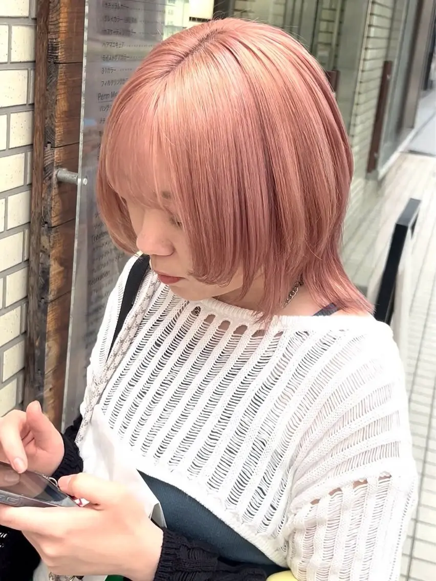 ショート カラー ブリーチ ダブルカラー イルミナカラー ブリーチなしカラー ボブ カット ヘアカラー トリートメント LUCK 本厚木店のヘアスタイル