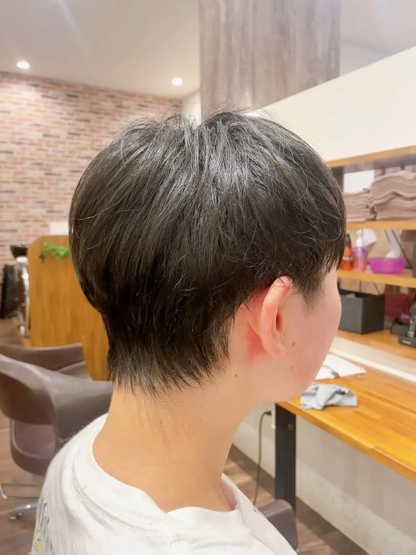 ショート コジマ ナオコのヘアスタイル