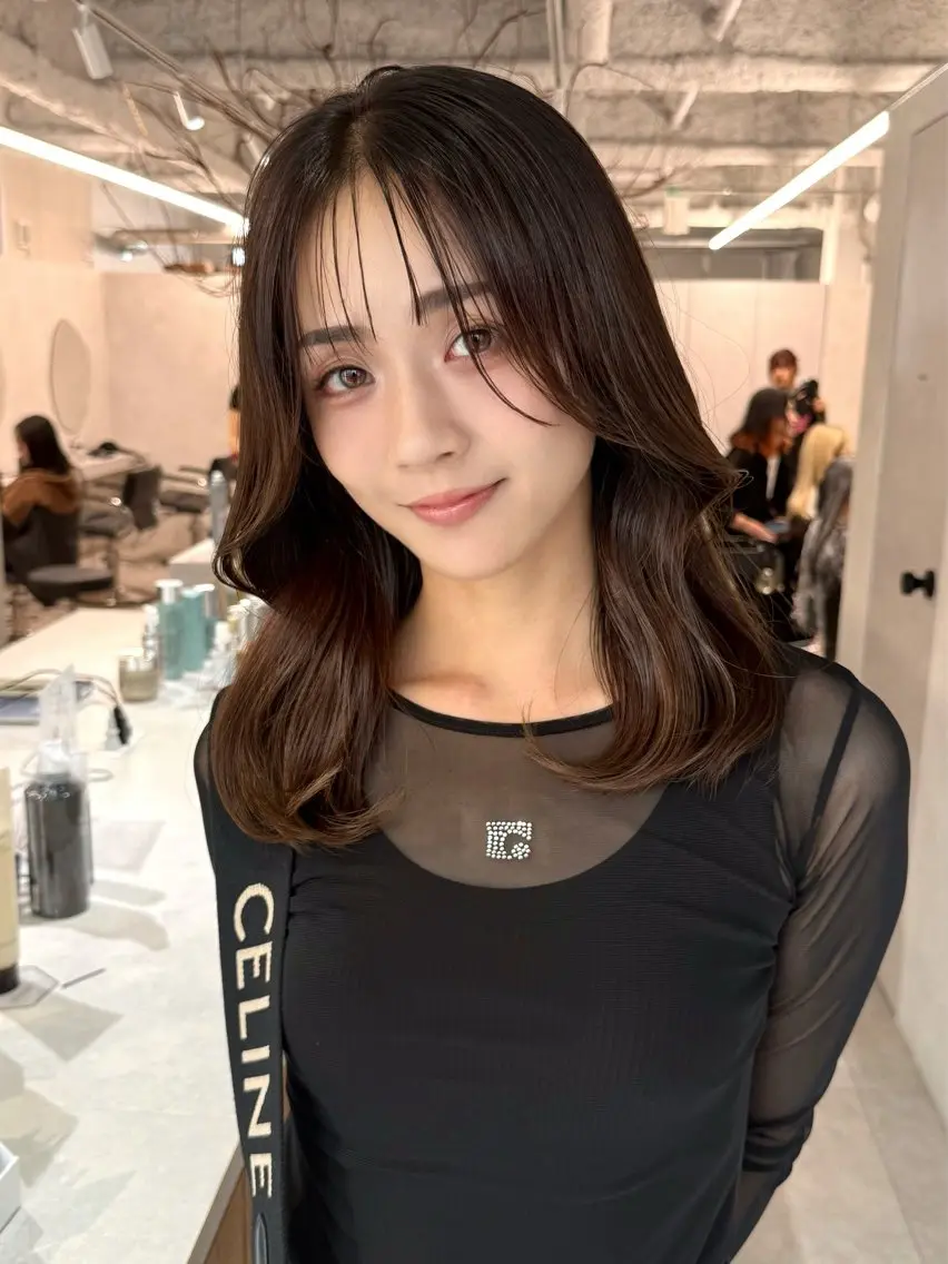 セミロング ✨レイヤー・ブリーチ なしダブル特化✨のヘアスタイル