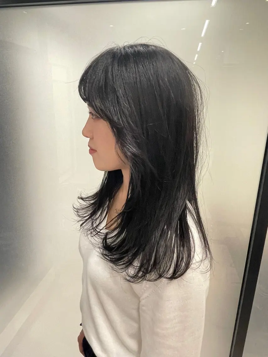 ロング レイヤーカット ロング カット 🩵MAI🩵 レイヤーカットのヘアスタイル