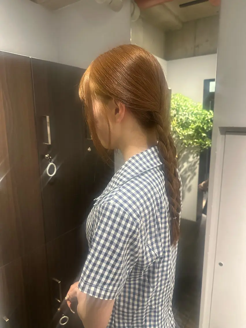 ロング 西 美羽のヘアスタイル