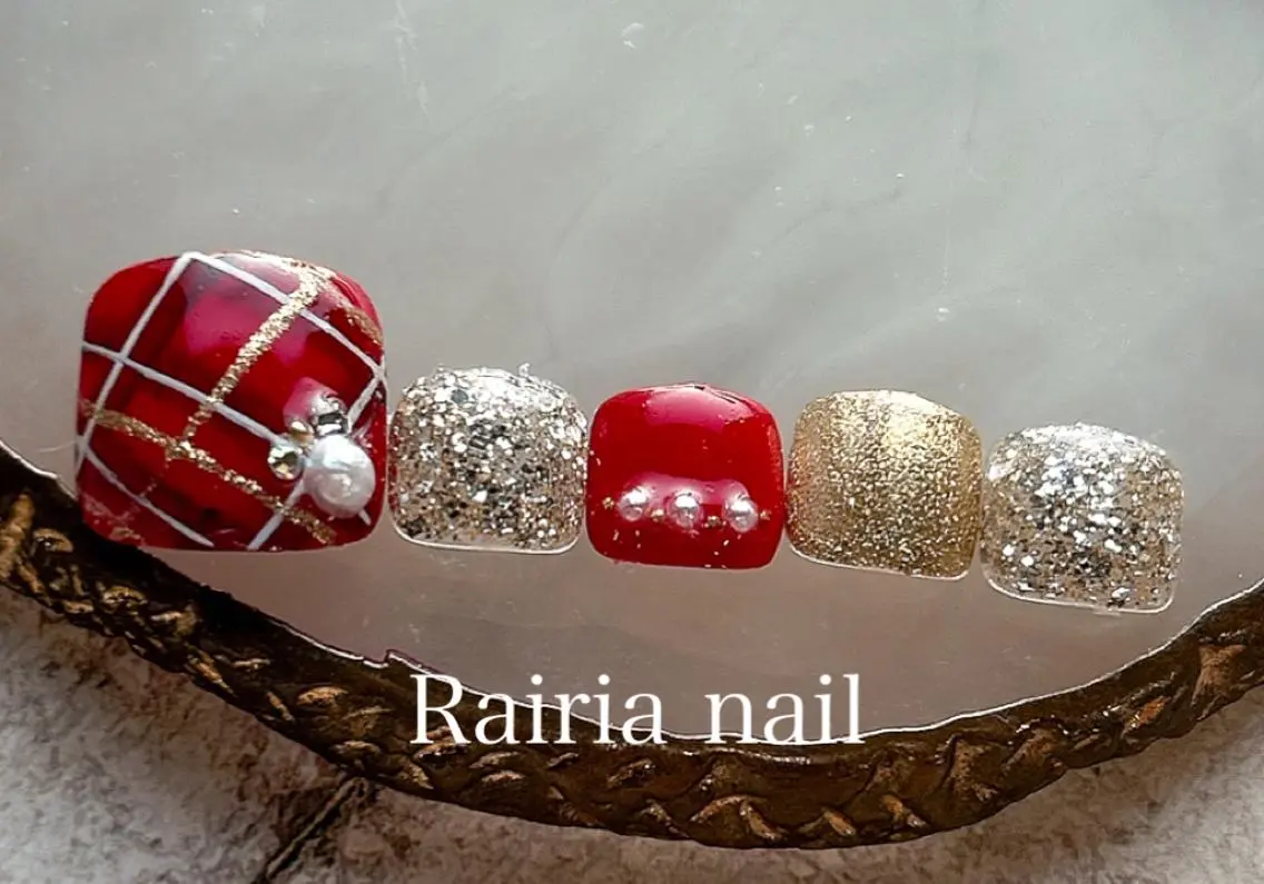 ネイル アートネイル カジュアル フットネイル ジェルネイル キラキラネイル Rairia nail本八幡店のネイルデザイン