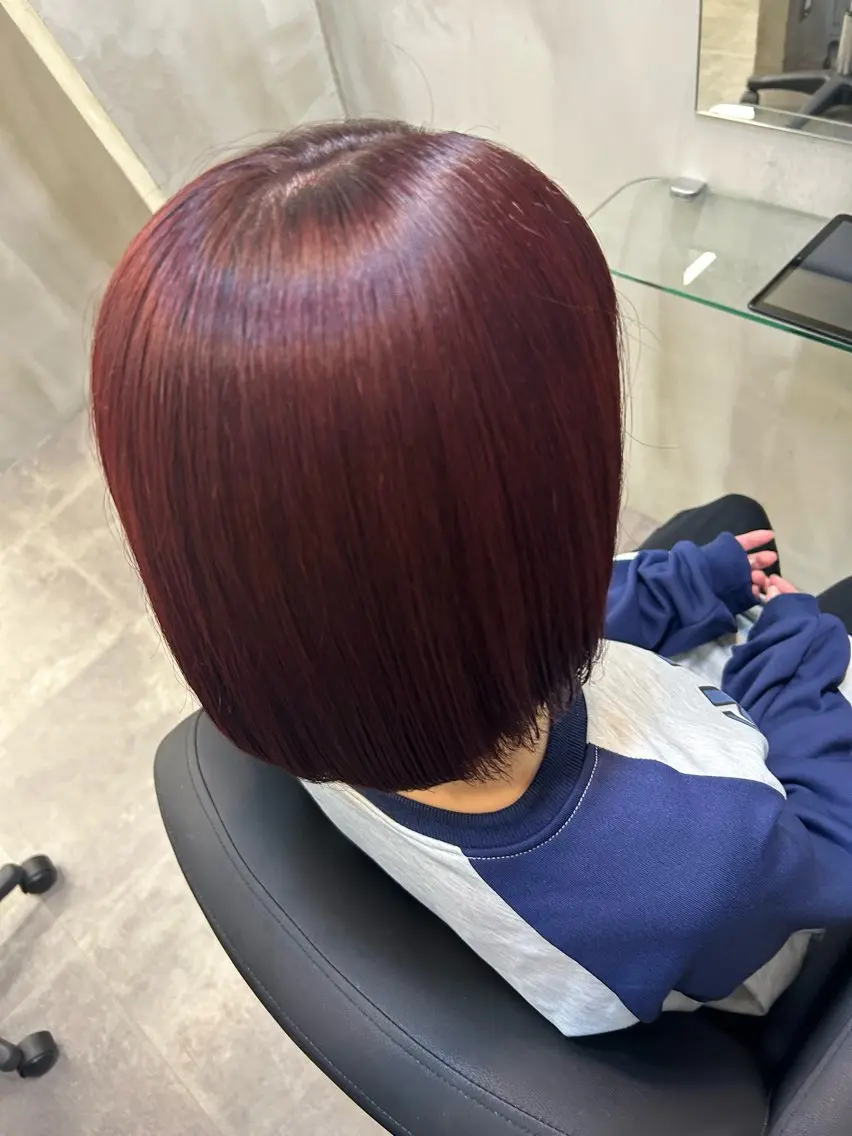 ミディアム カラー レッドカラー M CHIHIROのヘアスタイル