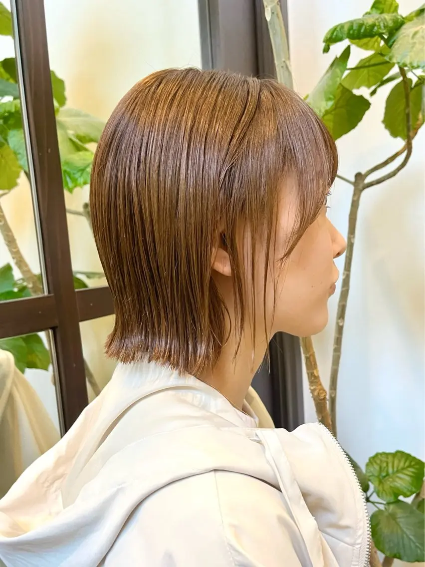 ミディアム 赤み消しカラー 🩵かりんのヘアスタイル
