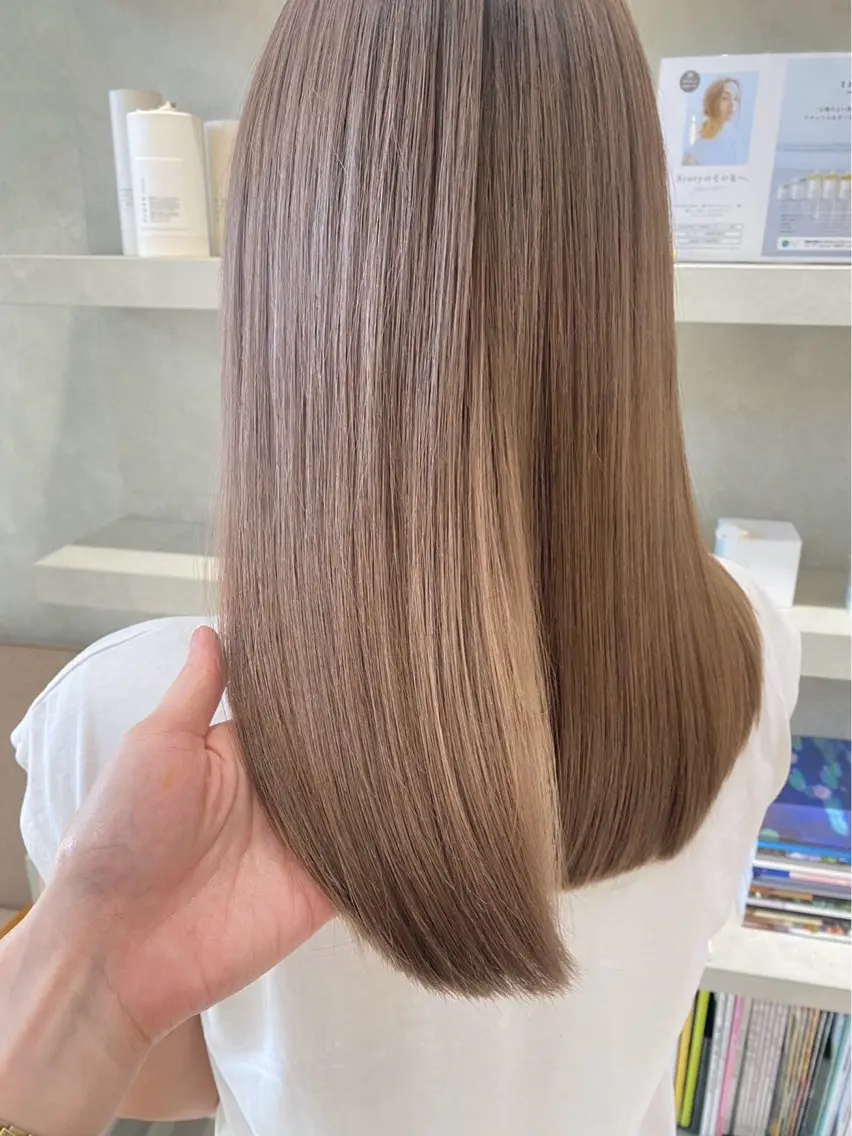 セミロング カラー カット ヘアカラー トリートメント manami (sibell)のヘアスタイル