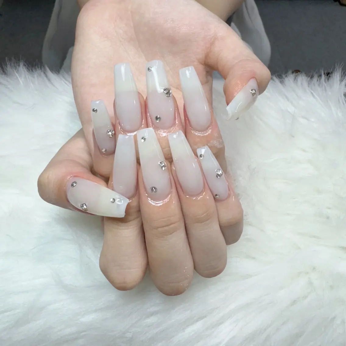 ネイル ハンドネイル 🎀nana🫧 ワンホンネイル🎀のネイルデザイン