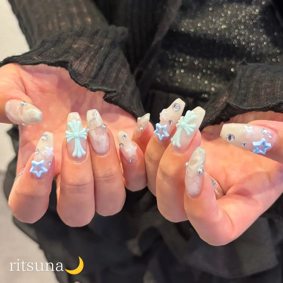 ネイル ハンドネイル ritsuna🌙 nail 堺筋本町のネイルデザイン