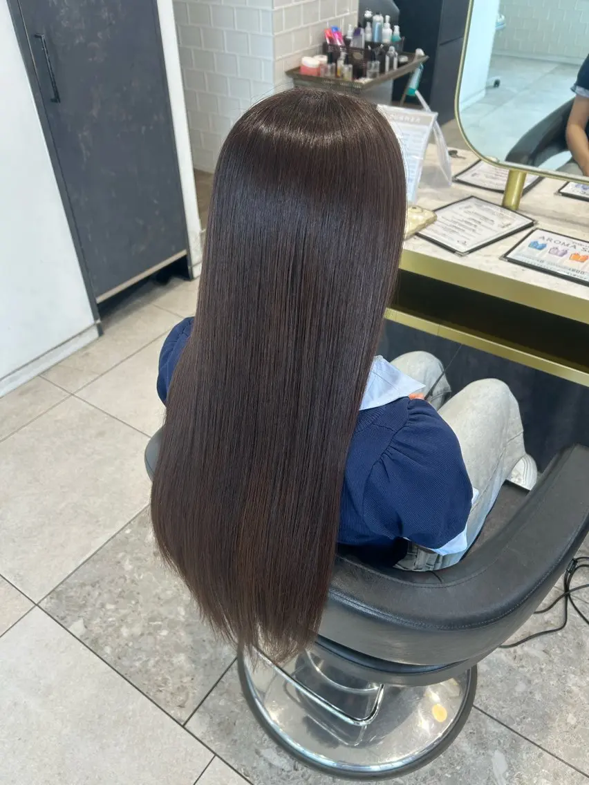 カラー ブリーチ 透明感カラー ダークグレー ダークグレージュ グレージュ ヘアカラー トリートメント 🎀透明感カラー ｜ ゆりあ🎀のヘアスタイル