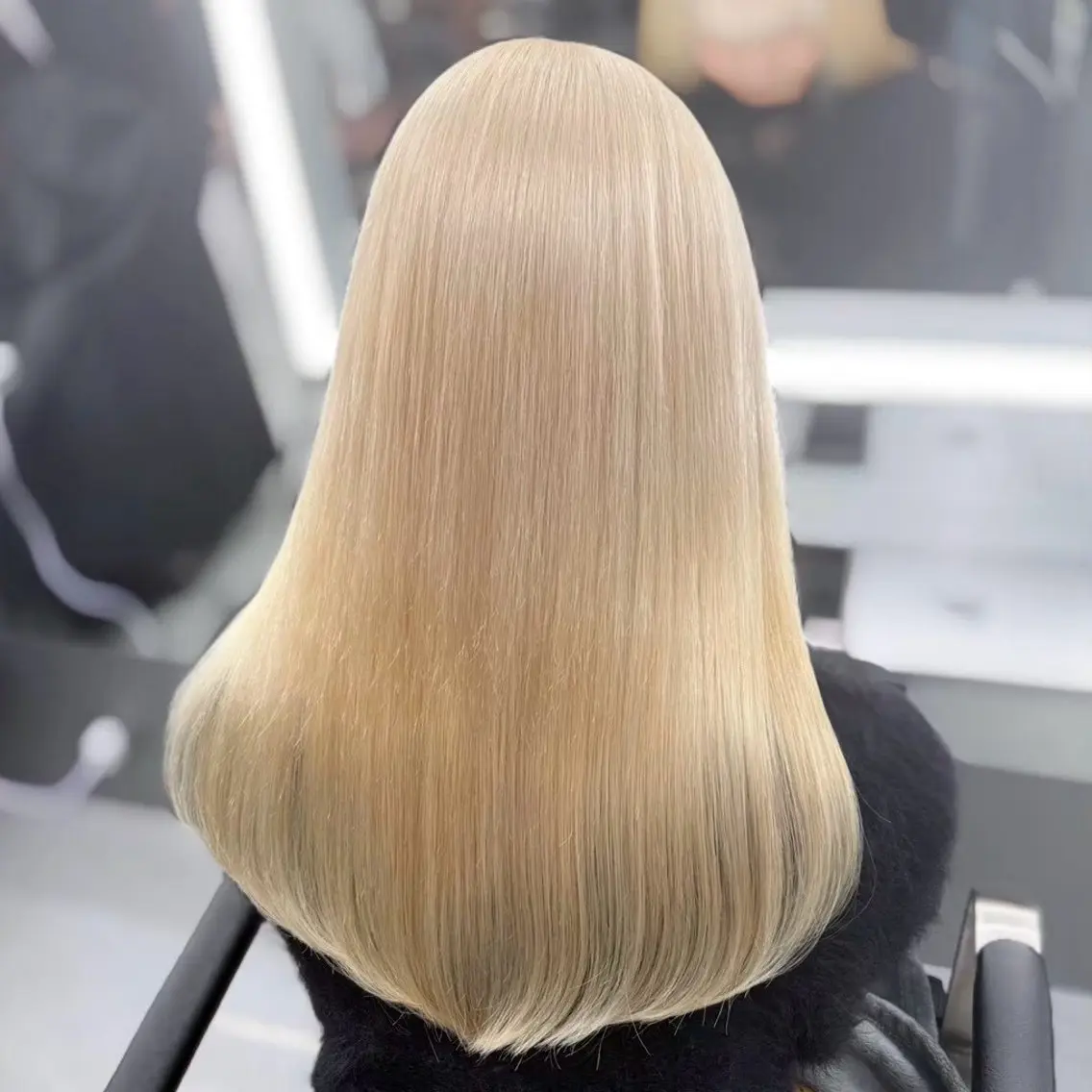 ロング カラー ブロンド TACE SAYAのヘアスタイル