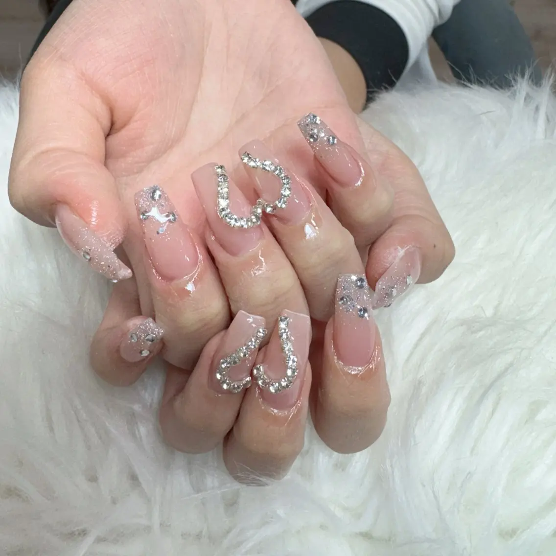 ネイル ハンドネイル 🎀nana🫧 ワンホンネイル🎀のネイルデザイン