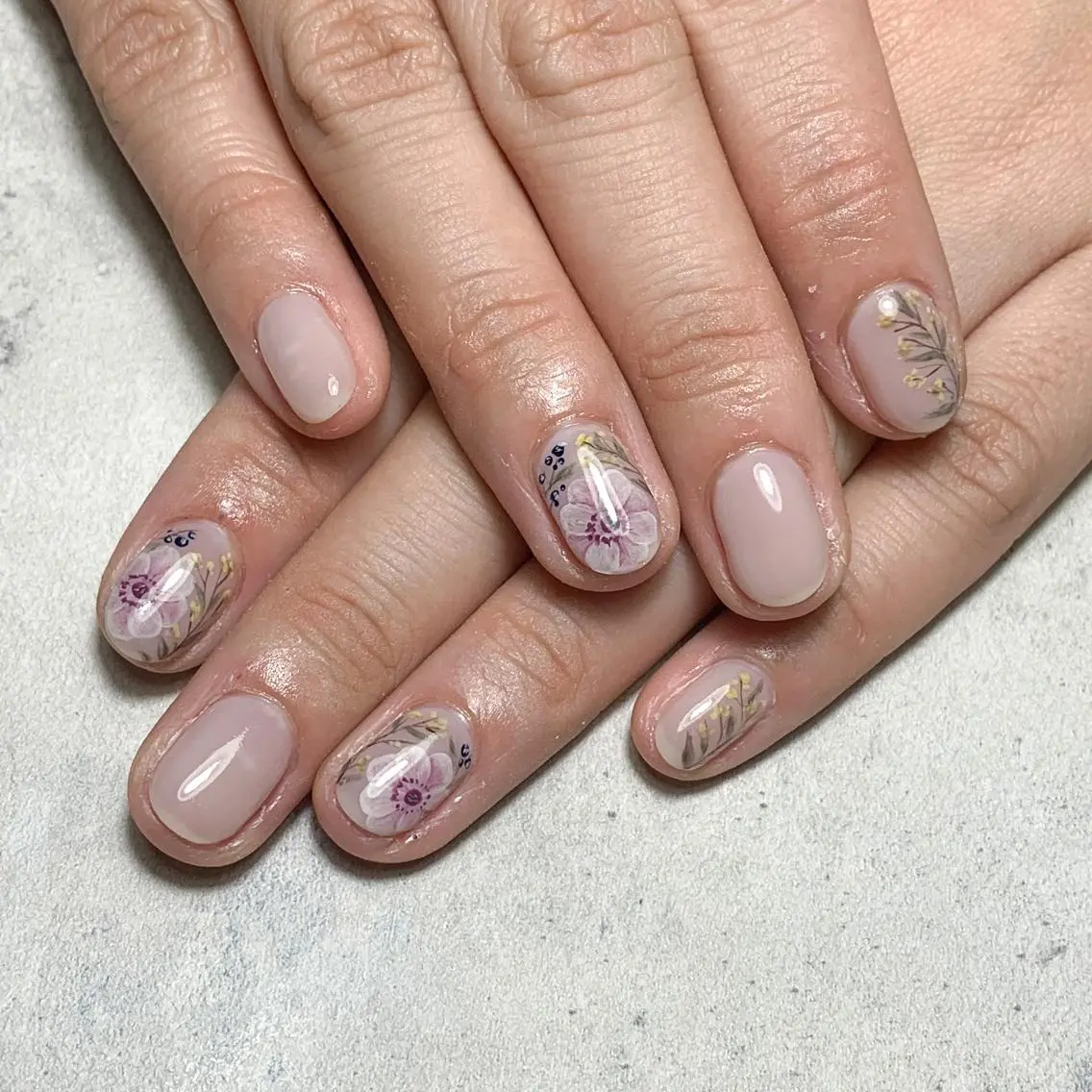 ネイル ハンドネイル FIORITURA aiのネイルデザイン