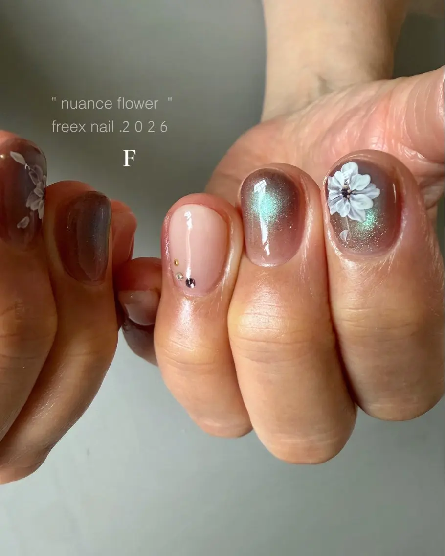 ネイル フラワーネイル ハンドネイル ハンドケア freex nail /ニュアンス/個性派のネイルデザイン