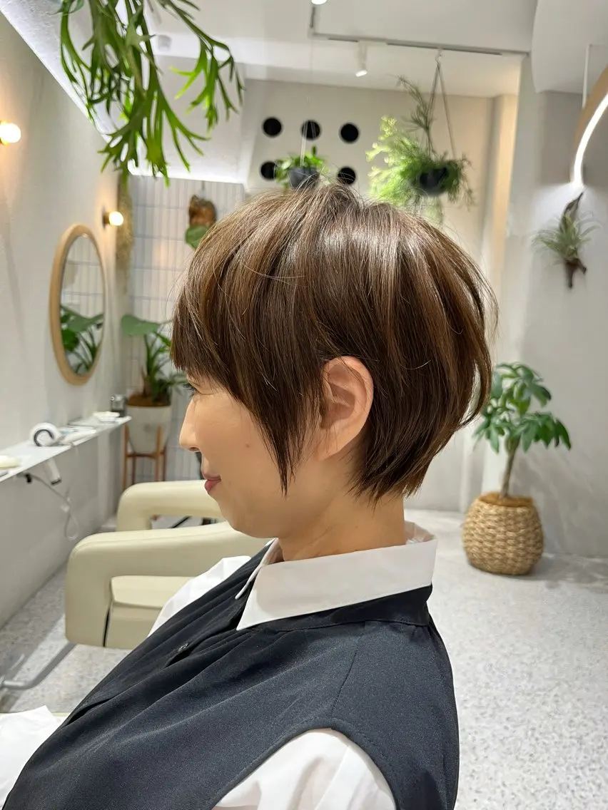 ショート 白髪ぼかしマイスター 🫧shuri🫧のヘアスタイル