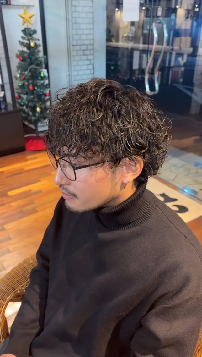 メンズ メンズパーマ 波巻きパーマ カット パーマ 熊田 秀佳　川口店のヘアスタイル