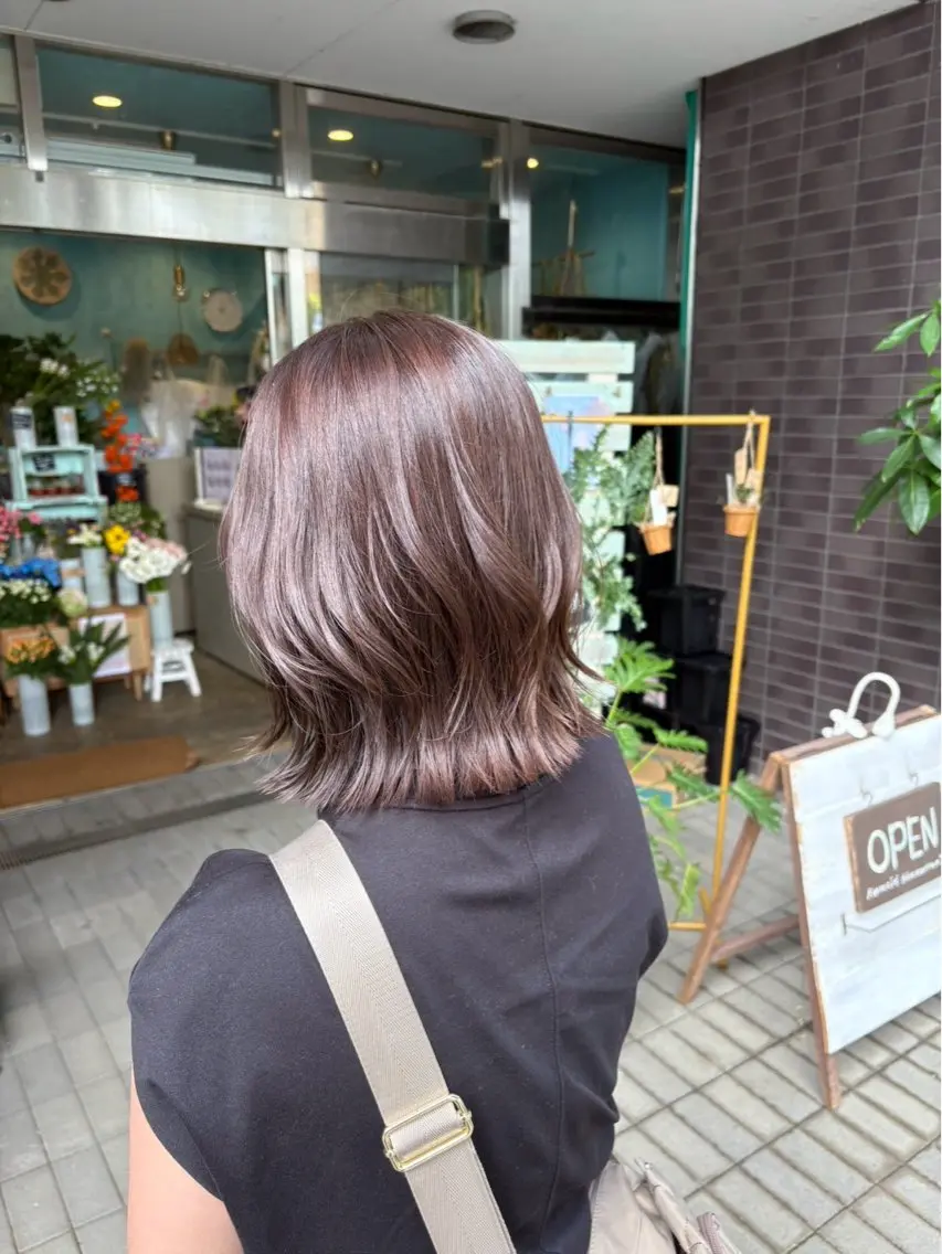 ミディアム オオイシ ミライのヘアスタイル