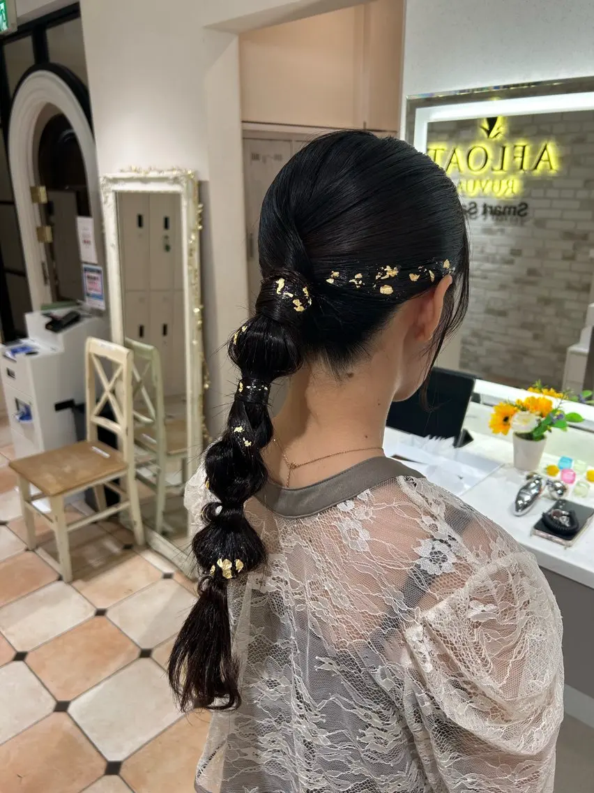 ヘアアレンジ🎀✨ 結婚式などのお呼ばれヘアやライブなどのヘアアレンジに‼️ ✨の写真