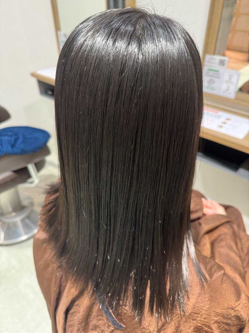 ミディアム カラー グレージュ ヘアカラー トリートメント 透明感カラー🫧✨ mayuのヘアスタイル
