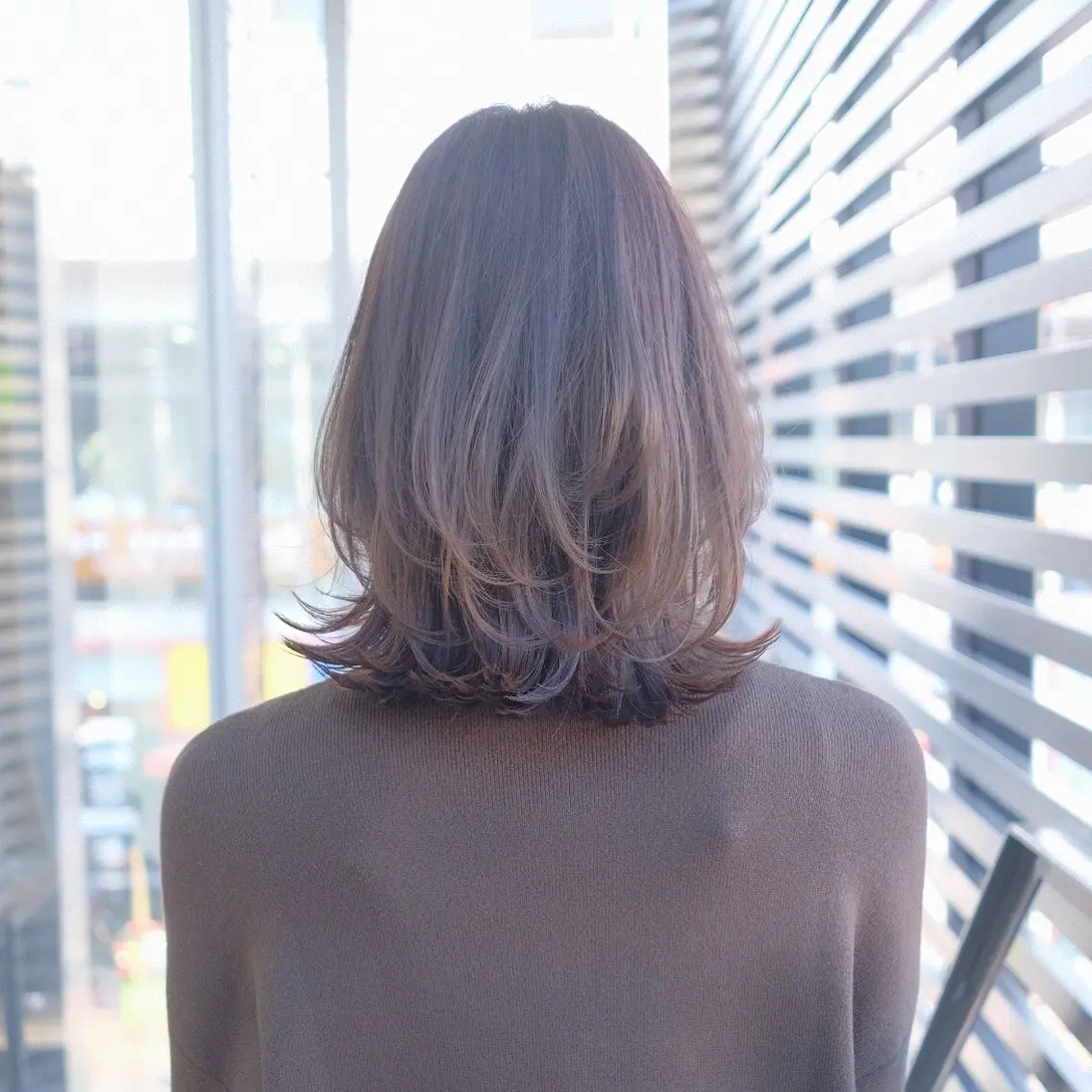 ミディアム カラー ボブ くびれヘア レイヤーカット 【表参道】ショート/ ボブ/くせ毛カットのヘアスタイル
