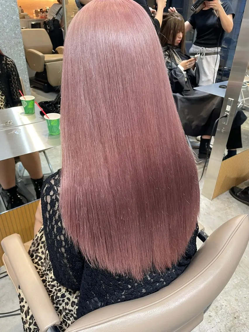 ロング ヘアカラー 艶々ブリーチ職人🎀 あげは💖のヘアスタイル