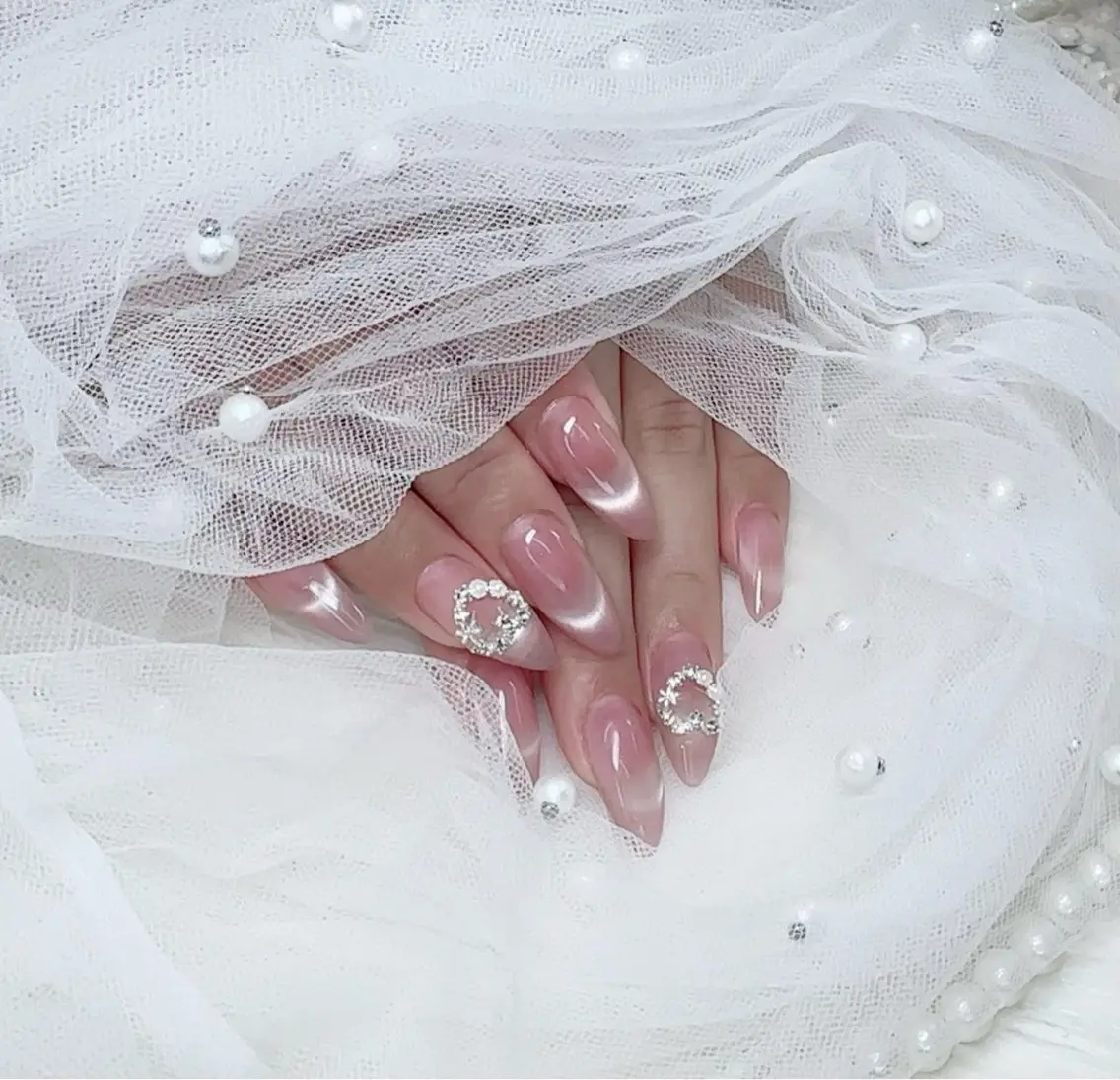 ネイル ハンドネイル フットネイル ハンドケア R salonのネイルデザイン