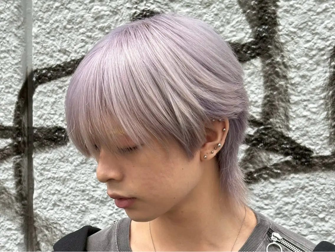 【メンズ限定👦🏻💙】🉐平日限定🉐カット✂️+ブリーチカラー🖌+髪質改善トリートメント✨️の写真