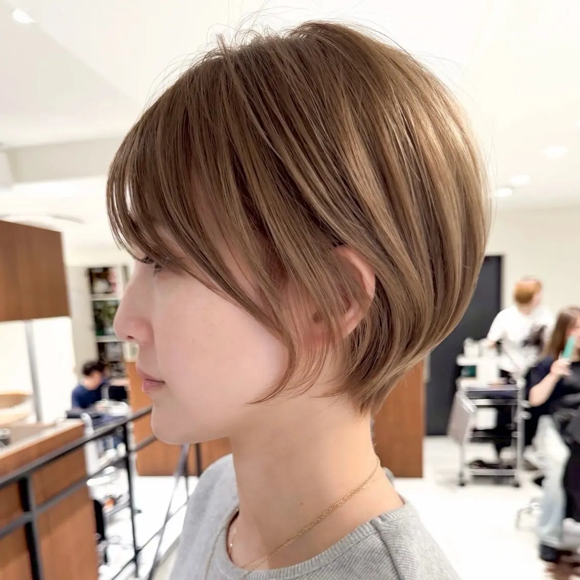 ショート カラー ヘアアレンジ 内大久保 列夏のヘアスタイル