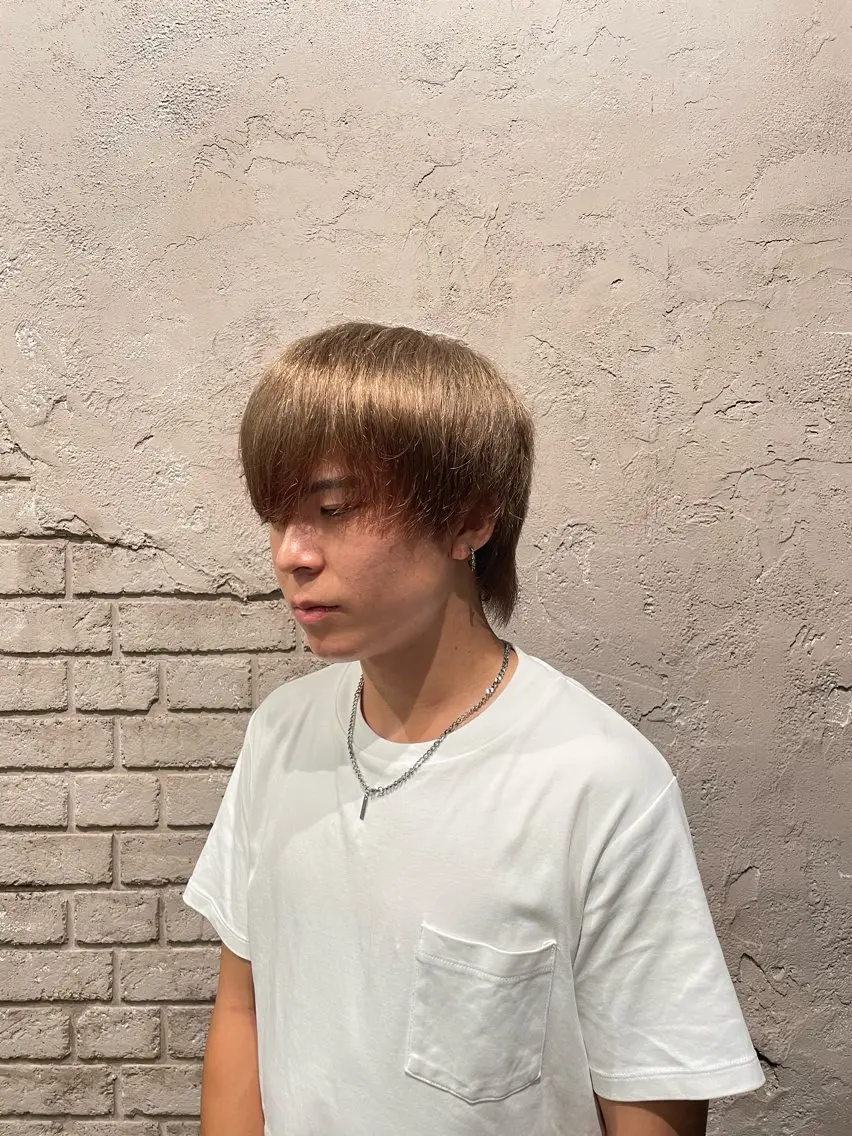 カラー メンズ ヘアカラー 栗山 蒔梓のヘアスタイル