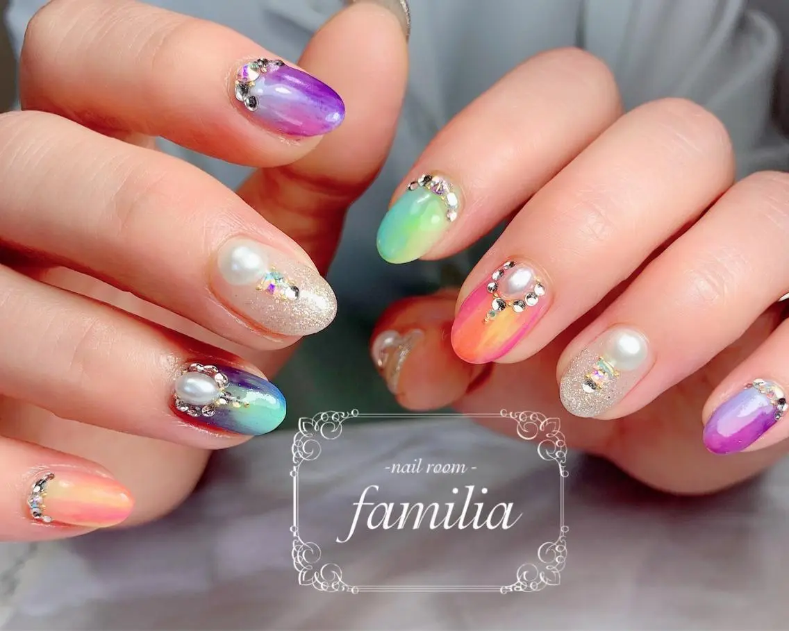 ネイル ハンドネイル -nailroom- familiaのネイルデザイン