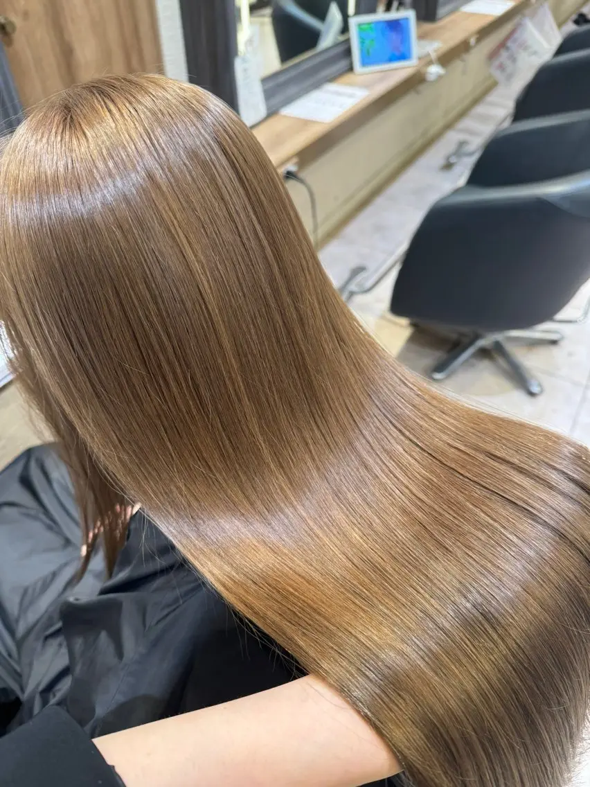 ロング カラー さら艶レイヤーカット 🩶Suzuneのヘアスタイル