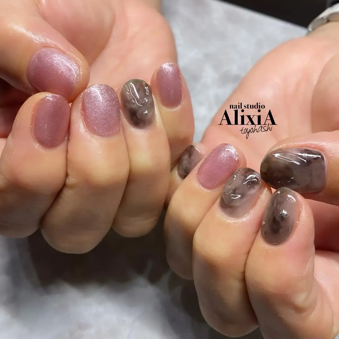 ネイル アートネイル マグネットネイル ワンカラーネイル ハンドネイル AlixiA ゆみのネイルデザイン