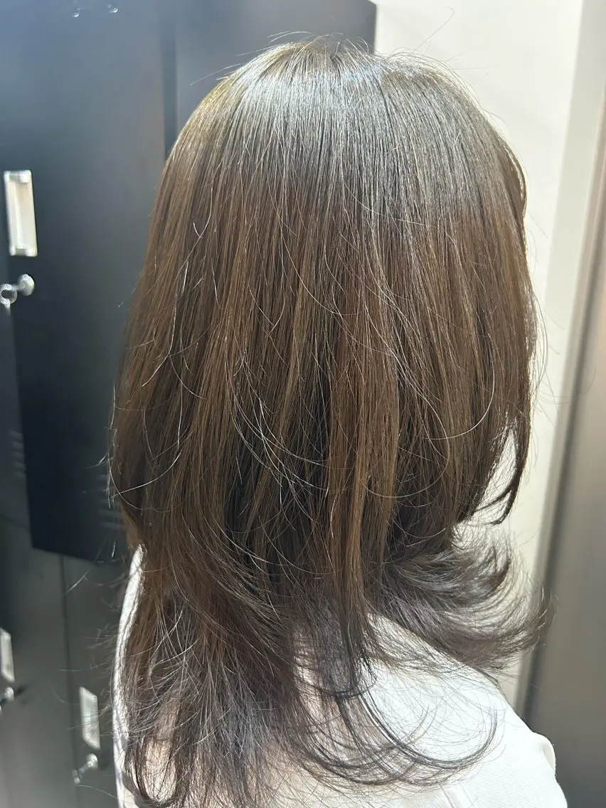 ミディアム カラー flag hair レイナのヘアスタイル