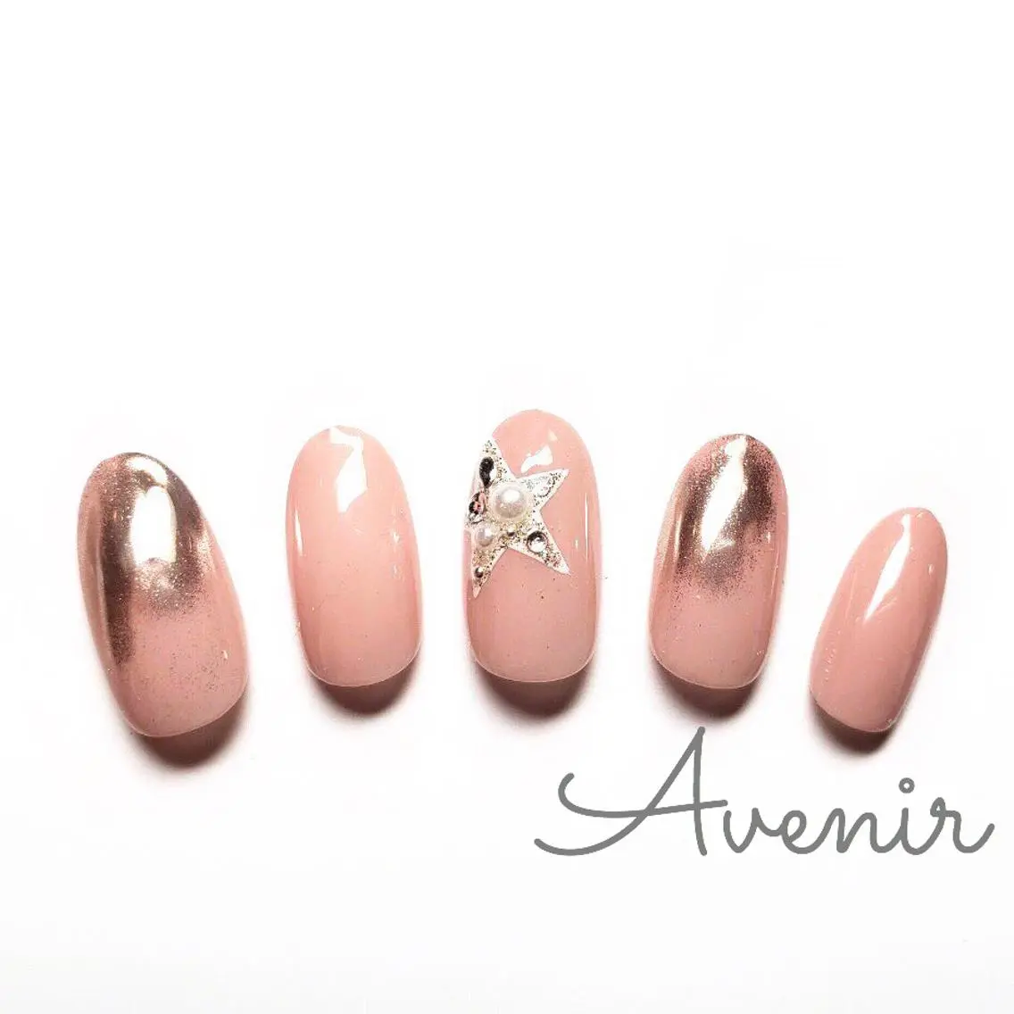 ネイル Avenir 表参道 nail&eye予約のネイルデザイン